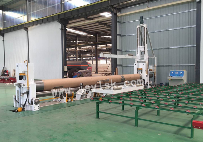 挂(gua)車式卷闆(pǎn)機