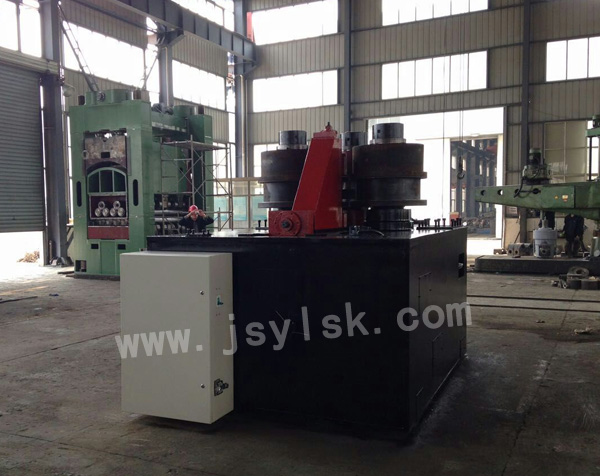 型(xíng)材彎曲機