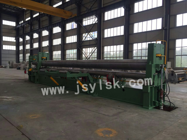 挂(guà)車專用卷闆(pǎn)機