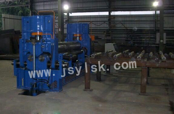 中小型上輥(gǔn)萬能式卷闆機(jī)