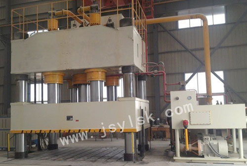 YL32-2000四柱液壓(yā)機