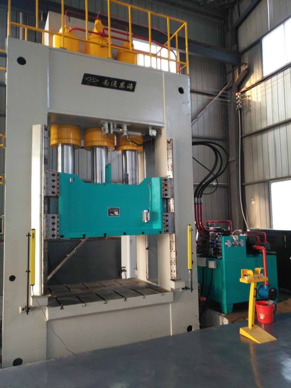 YL27系列框架液(yè)壓機