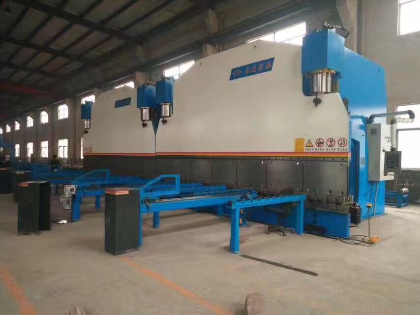 南通(tōng)東海機床(chuáng)集團制管(guan)/鐵塔專用(yong)設備