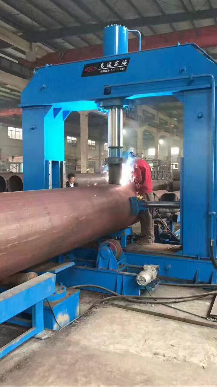 南通東(dong)海機床集(ji)團制管/鐵(tiě)塔專用設(shè)備