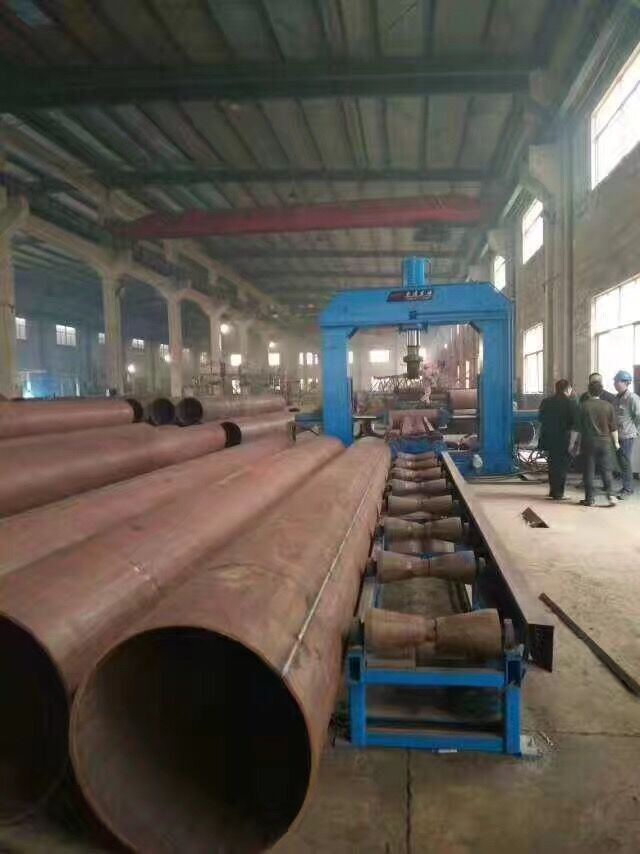 南通東(dōng)海機床集(jí)團制管/鐵(tie)塔專用設(she)備