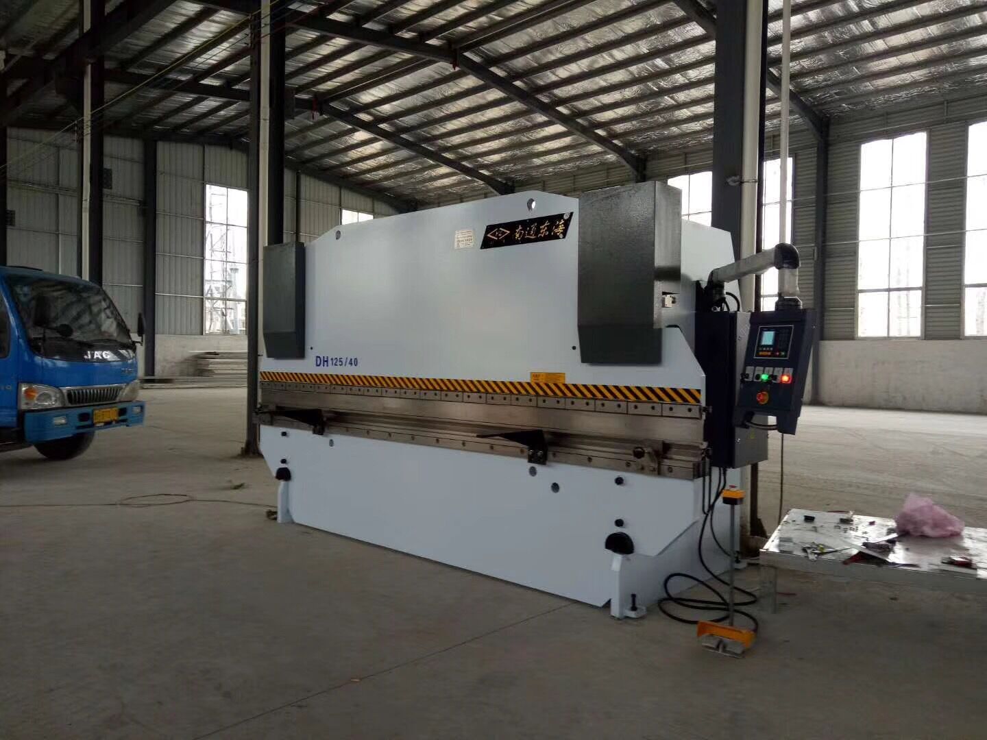 東海折彎(wan)機