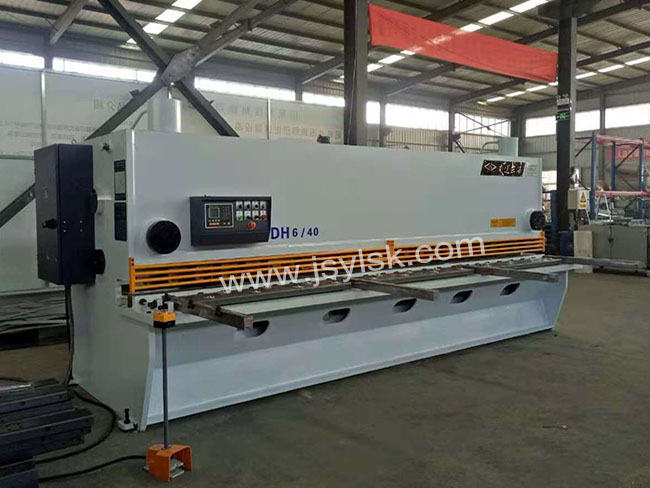 QC11Y-6*4000液壓(yā)剪闆機(jī)